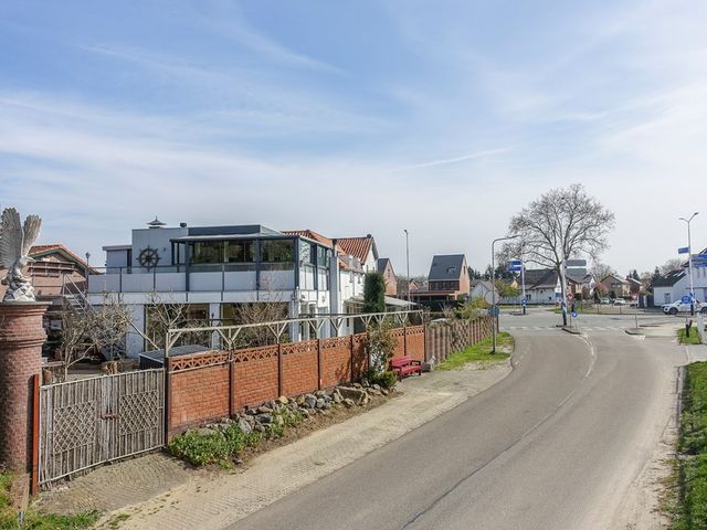 Rijksweg Zuid 78, Echt