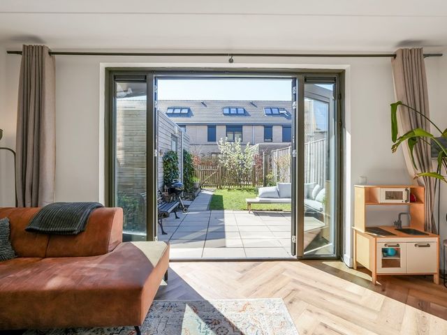 Grenenhout 24, Eindhoven