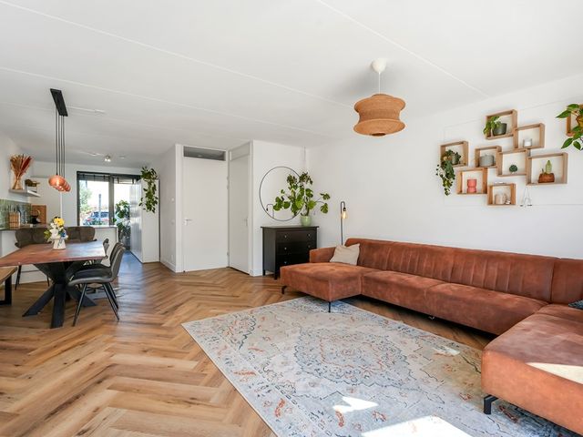 Grenenhout 24, Eindhoven