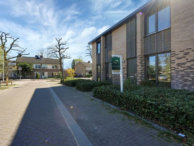 Grenenhout 24, Eindhoven