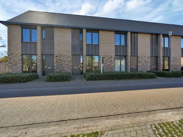 Grenenhout 24, Eindhoven