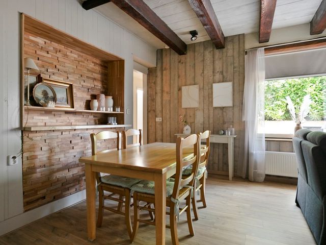 Kruispolderkaai 1, Kloosterzande