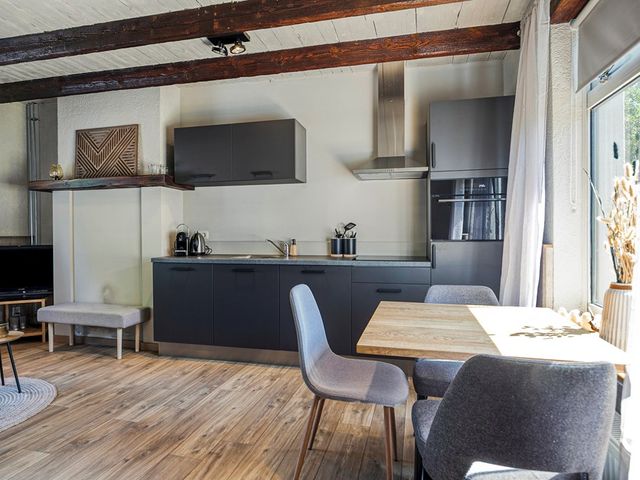 Kruispolderkaai 1, Kloosterzande