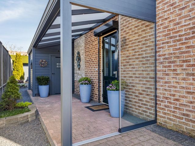 Vogellaan 2, Terneuzen