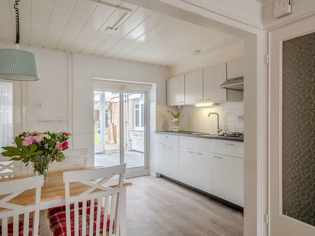 Wooldrikshoekweg 42, Enschede