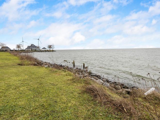 Zeedijk 2 416, Uitdam