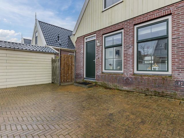 Zeedijk 2 412, Uitdam