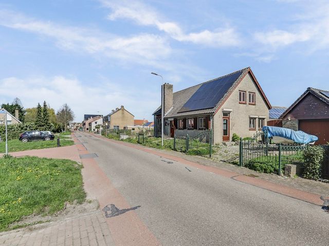 Schenkeldijk 29, Strijen