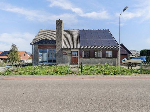 Schenkeldijk 29, Strijen