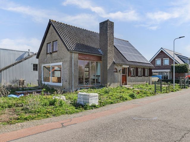 Schenkeldijk 29, Strijen