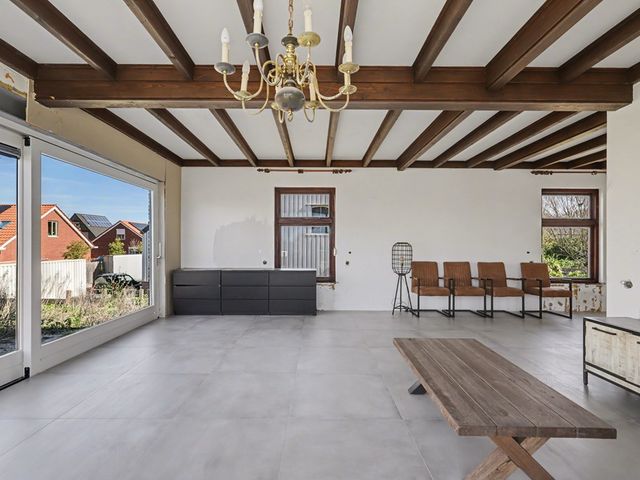 Schenkeldijk 29, Strijen