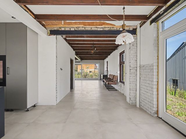 Schenkeldijk 29, Strijen