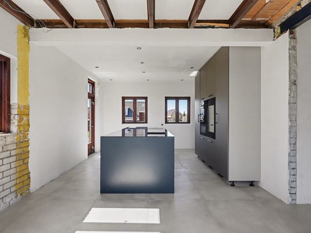 Schenkeldijk 29, Strijen