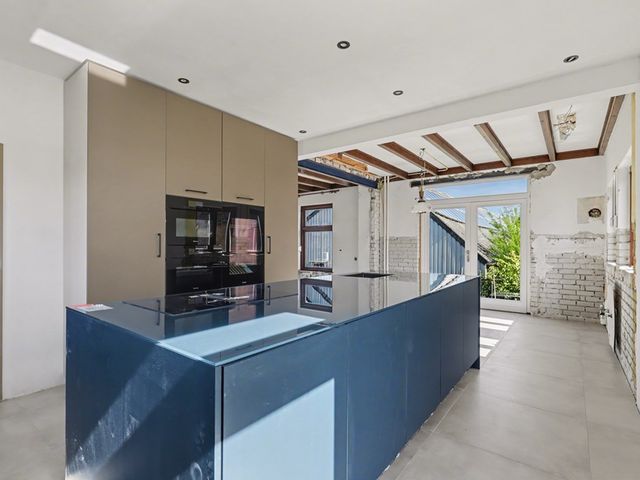 Schenkeldijk 29, Strijen