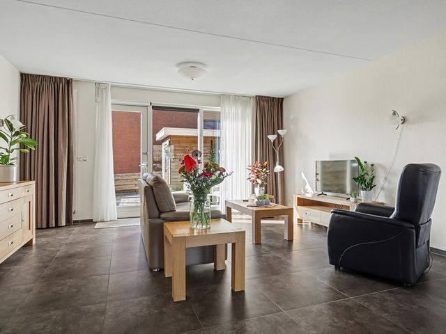 Patrijshof 13, Strijen