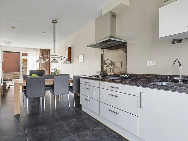 Patrijshof 13, Strijen