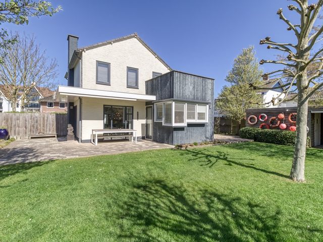 Mr. P.C. Hennequinlaan 19, Cadzand