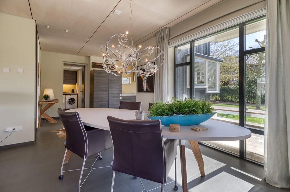 Mr. P.C. Hennequinlaan 19