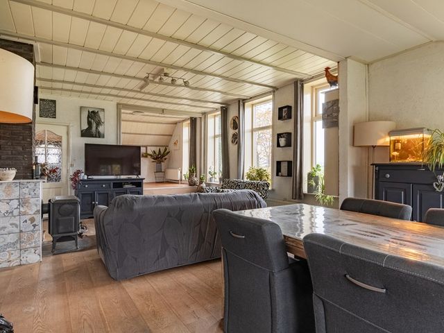 Ossehaarseweg 1, Stieltjeskanaal