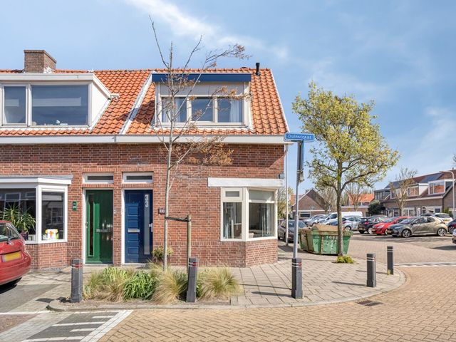 Duinstraat 33, Monster