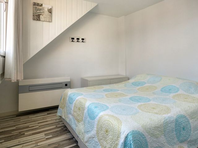 Duinstraat 33, Monster