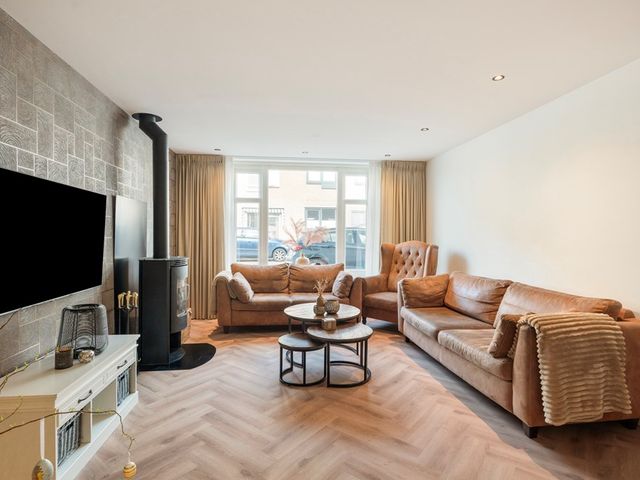 E.A. Borgerstraat 15, Katwijk