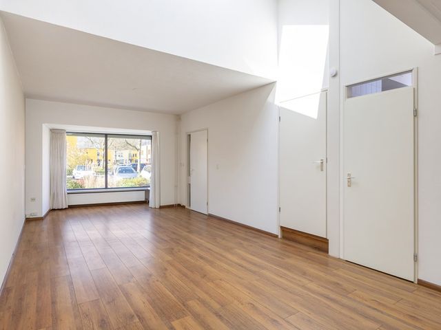 Willem Dreeslaan 42, Marum