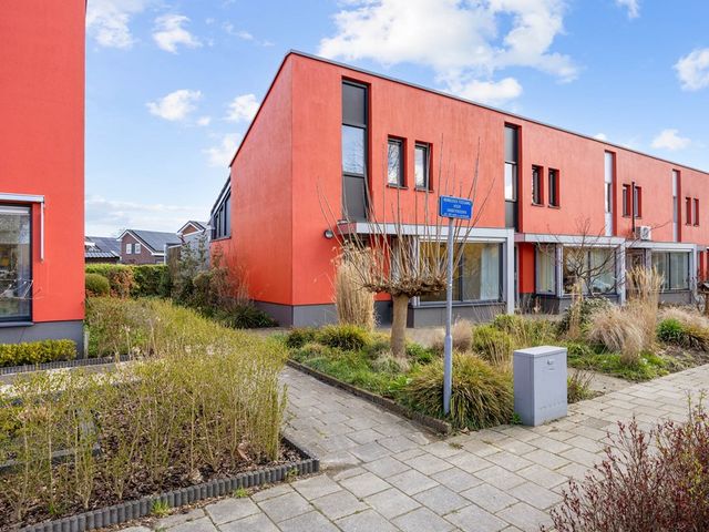 Willem Dreeslaan 42, Marum