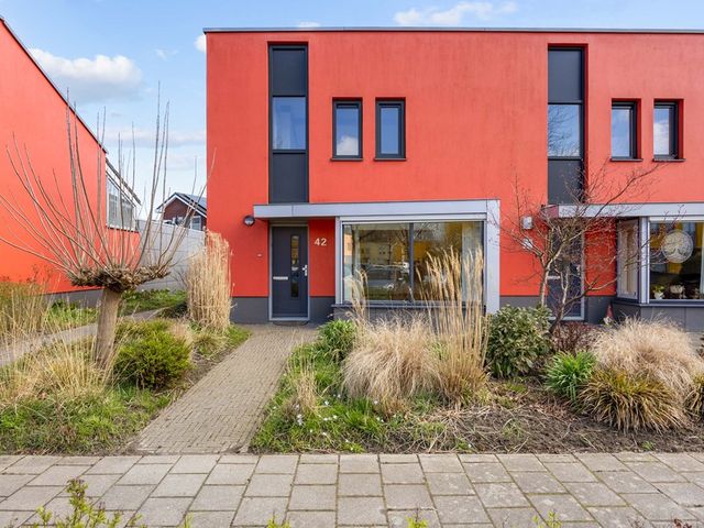 Willem Dreeslaan 42, Marum