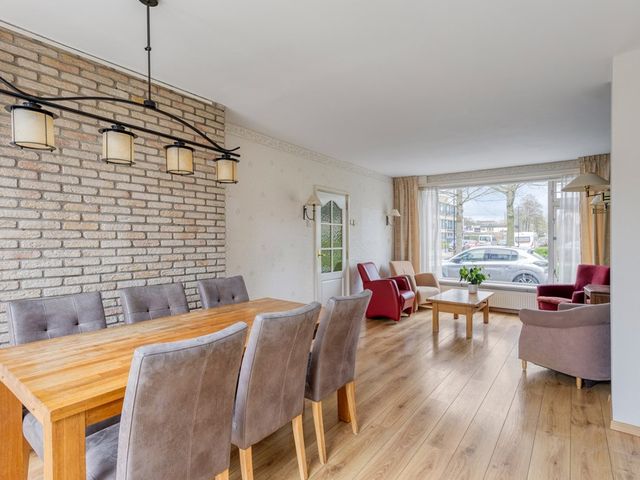 Oostertuinen 28, Beverwijk