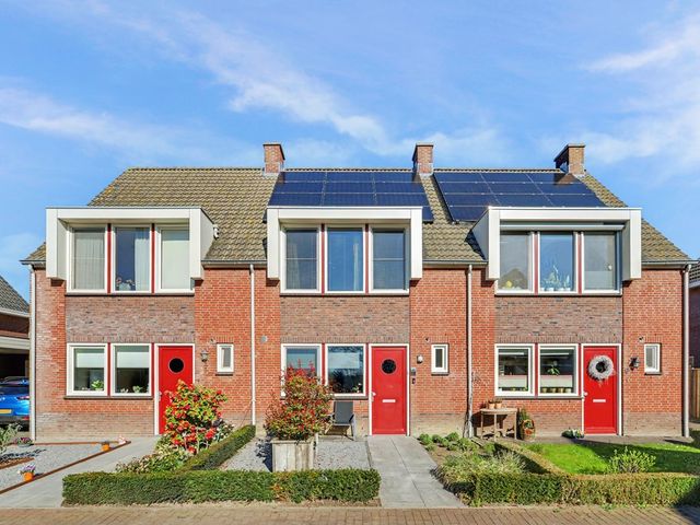 Hoefpad 8, Biest-Houtakker