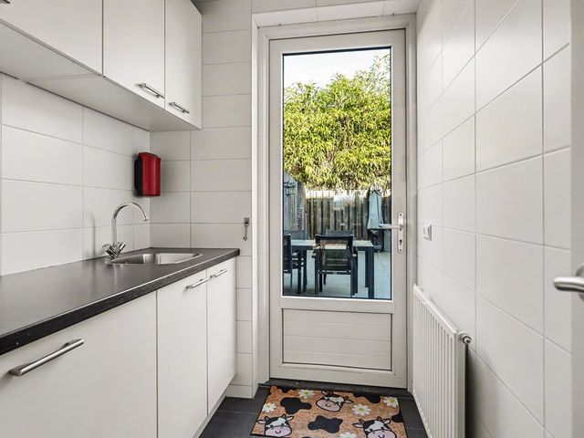 Hoefpad 8, Biest-Houtakker