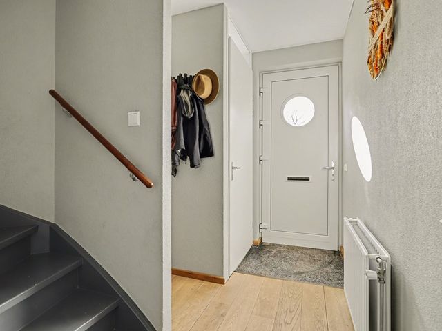 Hoefpad 8, Biest-Houtakker