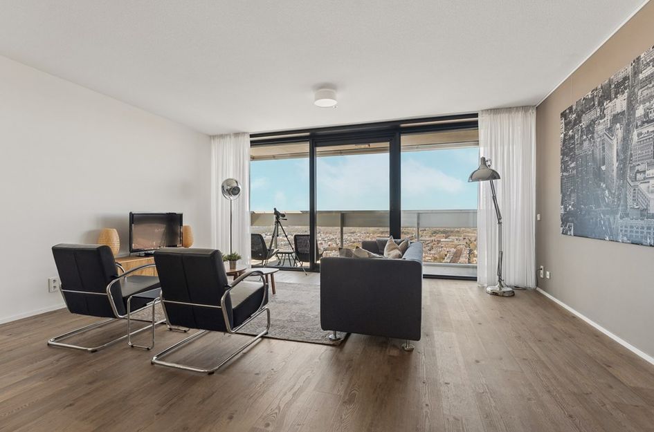 Anna van Buerenplein 272