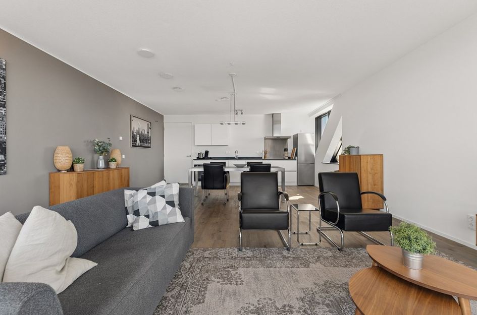 Anna van Buerenplein 272