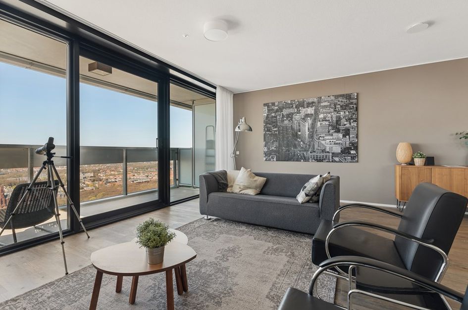 Anna van Buerenplein 272