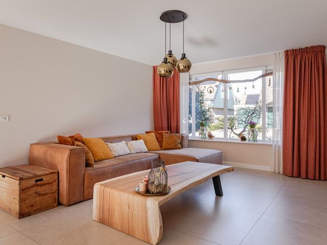 Houtduif 10, Blokker