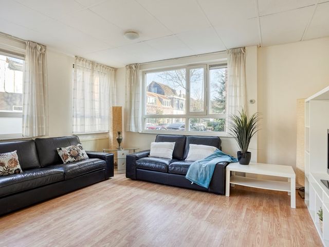 Nieuwe Karselaan 1, Amstelveen