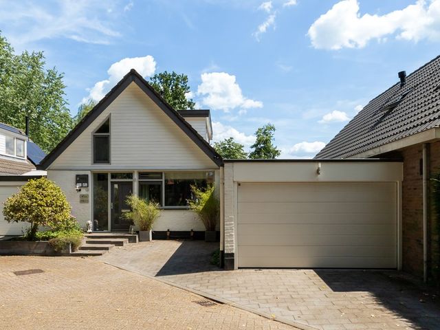 Koekoeksbloemlaan 3, Baarn