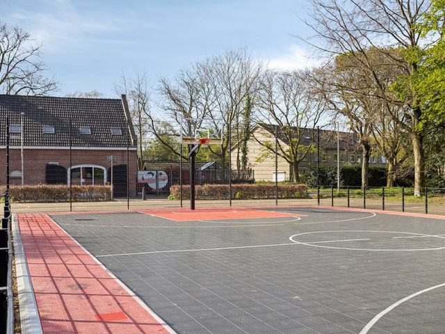 Juralaan 136, Tilburg