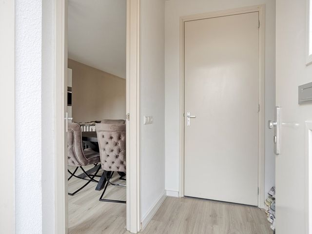 Herman de Ruijterstraat 1, Poederoijen