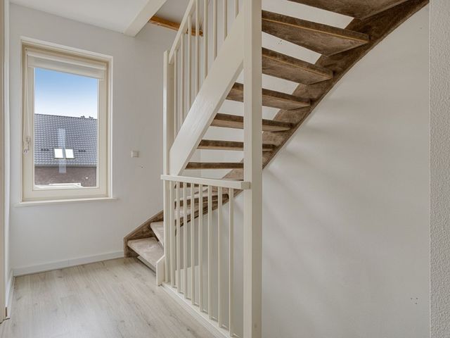 Herman de Ruijterstraat 1, Poederoijen