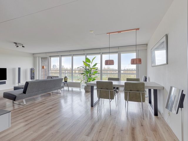 Beatrixlaan 72, Beverwijk