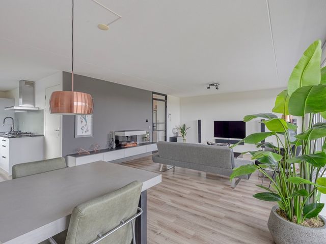 Beatrixlaan 72, Beverwijk