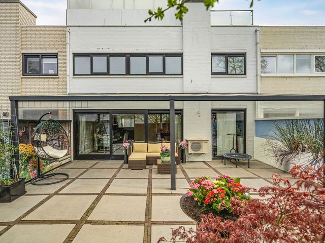 Flessegroen 17, Zoetermeer