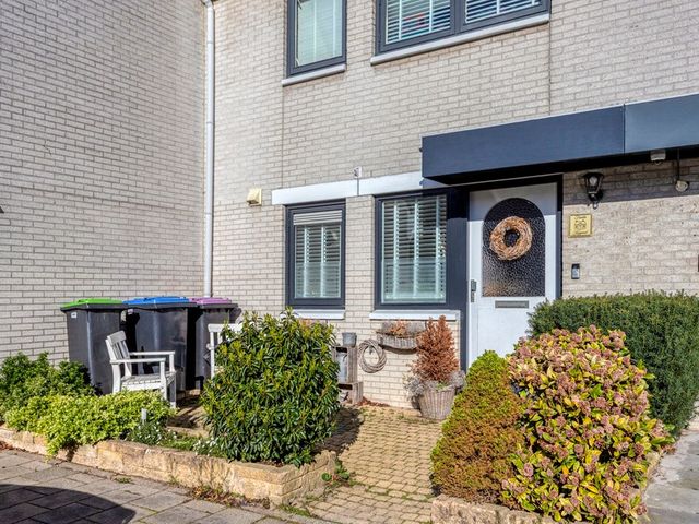 Yukonstraat 5, Spijkenisse