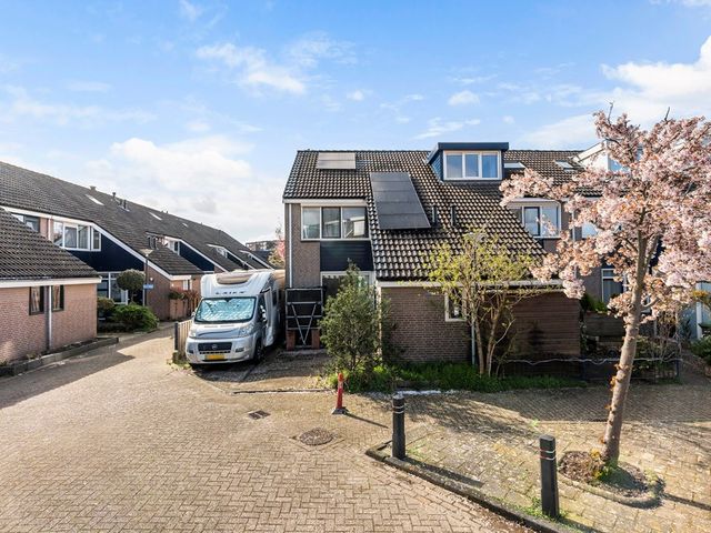 Shawdreef 34, Maassluis