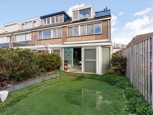 Shawdreef 34, Maassluis