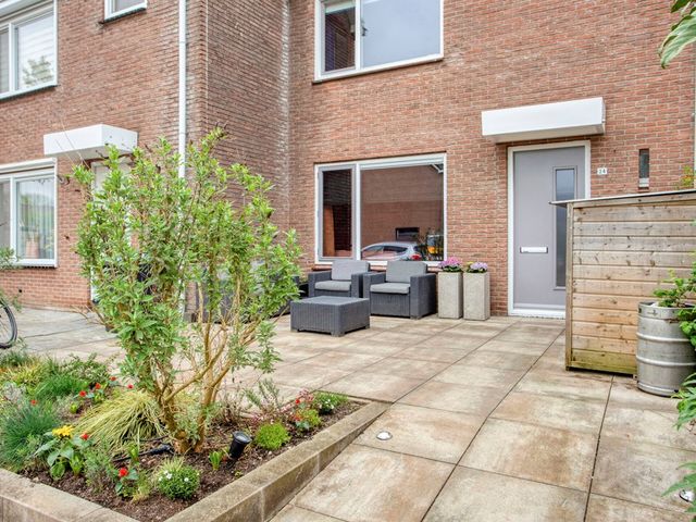 De Touwbaan 24, Hendrik-Ido-Ambacht