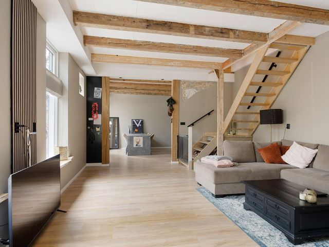 Doniaweg 6, Burgwerd